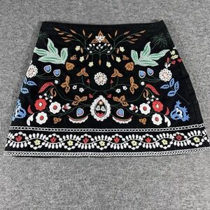 BBWM Black FLORAL Embroidered Skirt Size M Boho Hippie Peasant Festival Rodeo